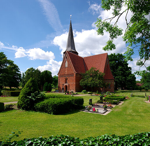 Kirche Vietluebbe / Foto M. Seibke